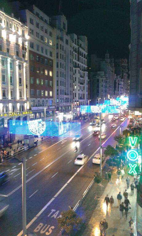 Hostal Buenos Aires Madrid Bagian luar foto